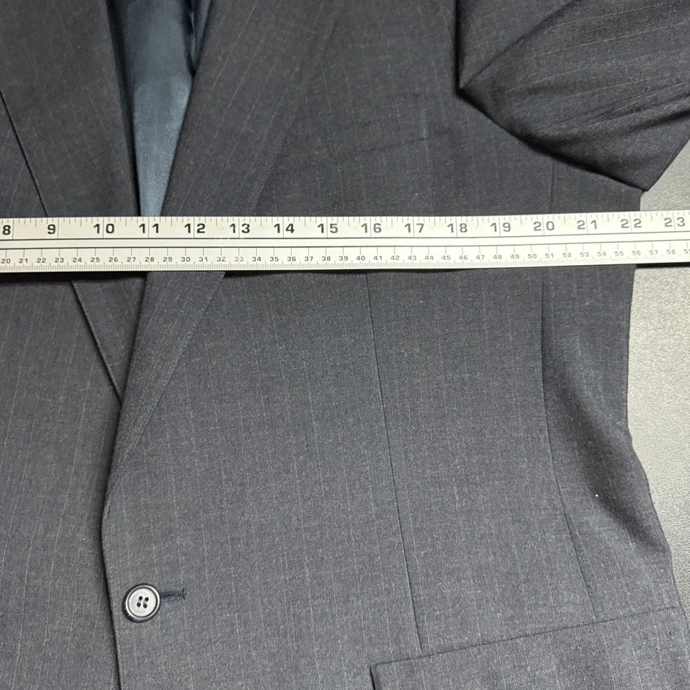 Vintage USA Christian Brooks Men's 44L 36W Wool Pinstripe‎ Two-Piece Suit
